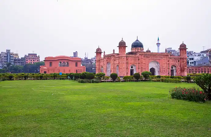 Lalbagh Fort is a 17th-century Mughal fortress in the heart of Old Dhaka, Bangladesh by Libanza Films